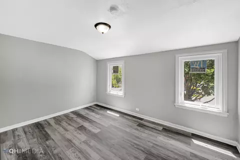2540 E 96th St, Chicago, IL 60617 photo 10