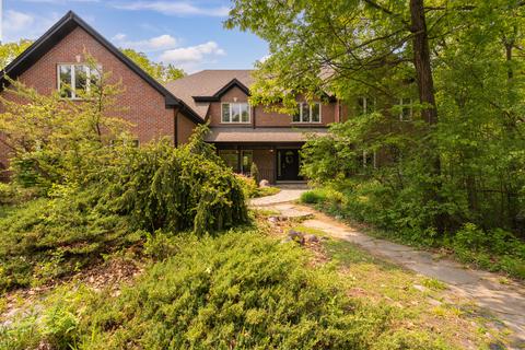 104 N Ravine Ln, North Barrington, IL 60010