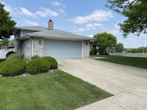 15956 90th Ave, Orland Hills, IL 60487
