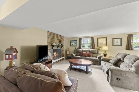 1635 S Prospect St, Wheaton, IL 60187 photo 30
