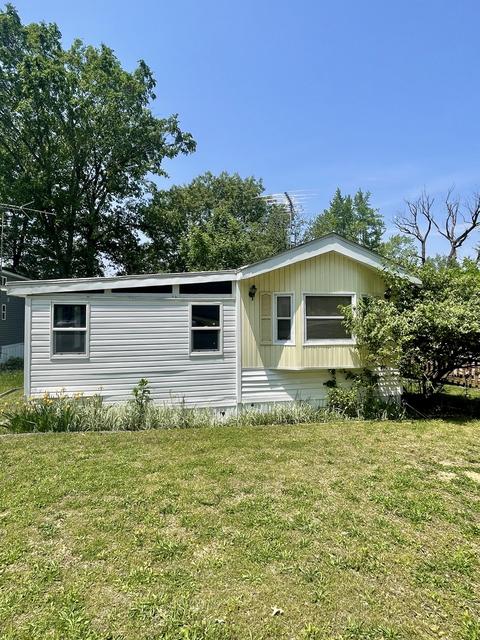 5-16 Woodhaven Lks, Sublette, IL 61367