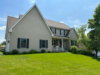 931 Creekview Ln, Lake In The Hills, IL 60156