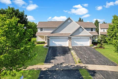 527 Northgate Cir, Oswego, IL 60543