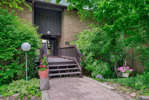 5507 E Lake Dr #101-A, Lisle, IL 60532