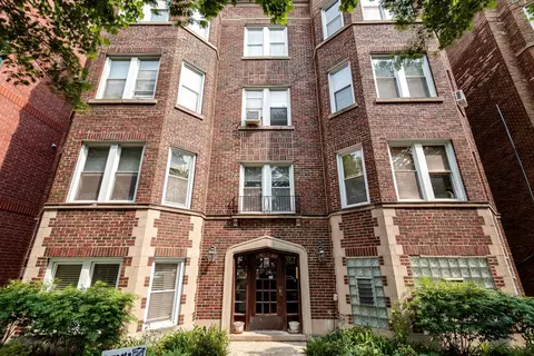 7360 Lake St #1E, River Forest, IL 60305
