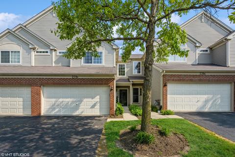 239 Nicole Dr #B, South Elgin, IL 60177
