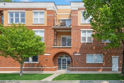 2935 Central St #202, Evanston, IL 60201