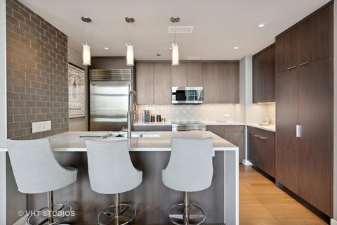 21 E Huron St #1701, Chicago, IL 60611 photo 12