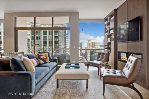 21 E Huron St #1701, Chicago, IL 60611 photo 5