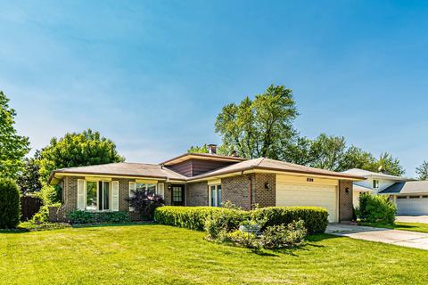 8590 Wood Vale Dr, Darien, IL 60561
