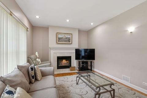 8702 W Davis St, Des Plaines, IL 60016 photo 13