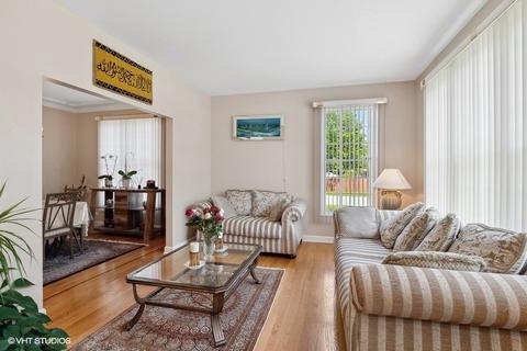 8702 W Davis St, Des Plaines, IL 60016 photo 5
