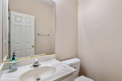 8702 W Davis St, Des Plaines, IL 60016 photo 20