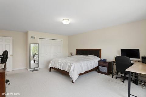 8702 W Davis St, Des Plaines, IL 60016 photo 29