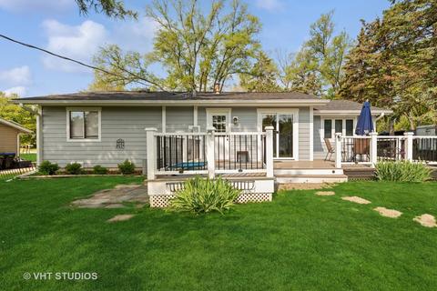 4418 Hickorynut Dr, Johnsburg, IL 60051 photo 4