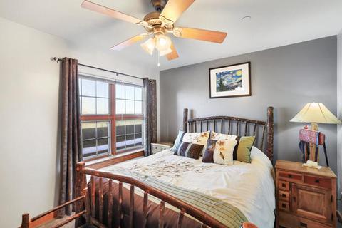 1 E Main St #403, Champaign, IL 61820 photo 24
