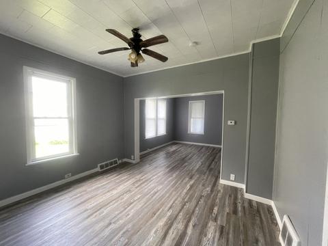 411 7th St, Peru, IL 61354 photo 14