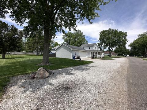 109 E Griggs St, Mansfield, IL 61854 photo 22