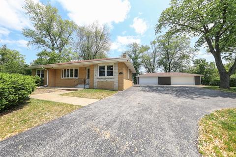 13515 Smith Rd, Lockport, IL 60441