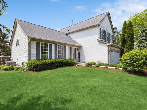 6203 Formoor Ln, Gurnee, IL 60031