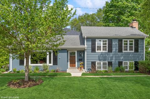 581 Washington Pl, Highland Park, IL 60035
