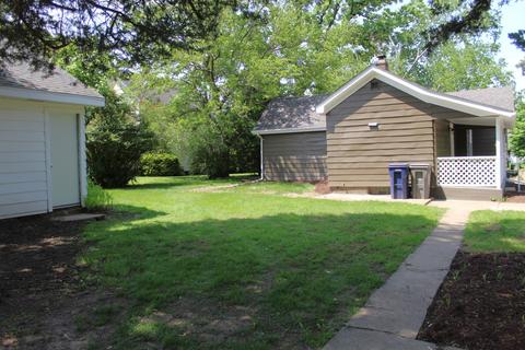 681 Forest Ave, Elgin, IL 60120 photo 23