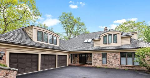 1741 Ridgewood Ln E, Glenview, IL 60025