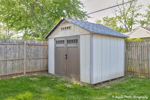 486 Maplewood Dr, Antioch, IL 60002 photo 19