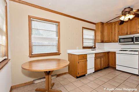 486 Maplewood Dr, Antioch, IL 60002 photo 10