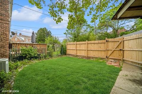 1425 Willow Ave, Des Plaines, IL 60016 photo 15