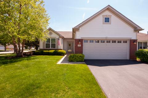 12104 Plum Grove Rd N, Huntley, IL 60142