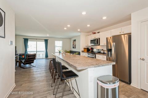 3830 Currant Ln, Elgin, IL 60124 photo 7