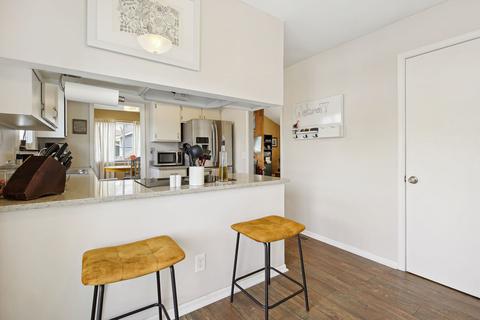 607 Compton Ave, Champaign, IL 61822 photo 13