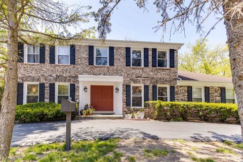 216 Willow Ave, Deerfield, IL 60015