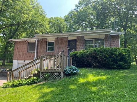 1008 S Bend Rd, Dixon, IL 61021 photo 1