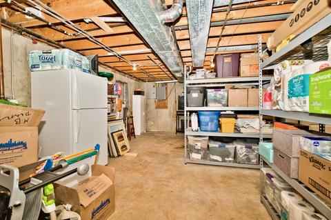 524 Jon Ln, Des Plaines, IL 60016 photo 70