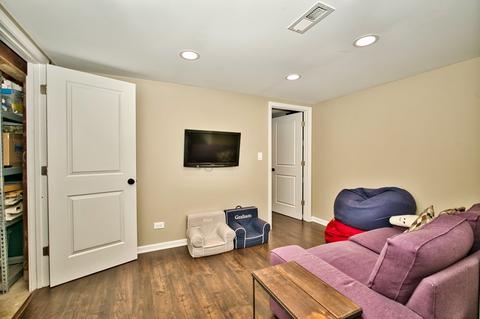 524 Jon Ln, Des Plaines, IL 60016 photo 58