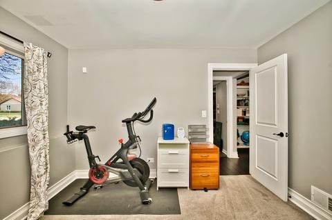 524 Jon Ln, Des Plaines, IL 60016 photo 42