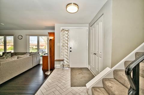524 Jon Ln, Des Plaines, IL 60016 photo 8