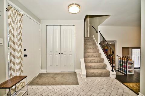 524 Jon Ln, Des Plaines, IL 60016 photo 9