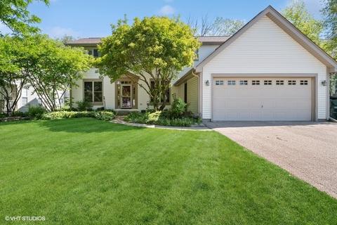 1135 Edgewater Ln, Antioch, IL 60002