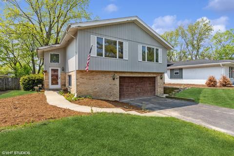 47 W Stone Ave, Lake Forest, IL 60045