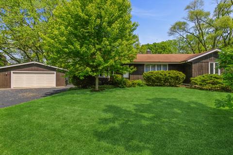 1107 Highland Rd, Mundelein, IL 60060