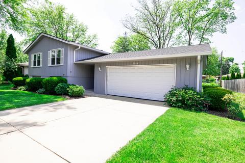 2586 Pacific Pkwy, Rockford, IL 61114