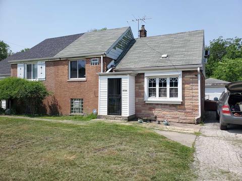 9754 S Crandon Ave, Chicago, IL 60617