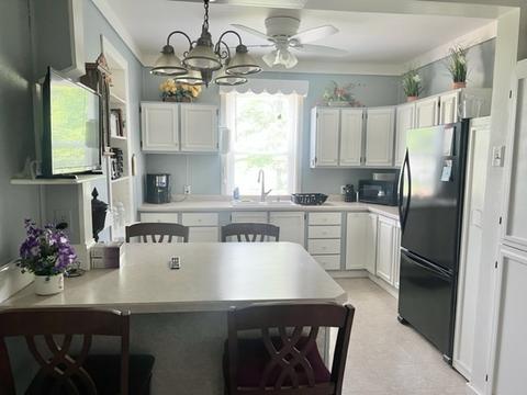 2203 W 4th St, Dixon, IL 61021 photo 3