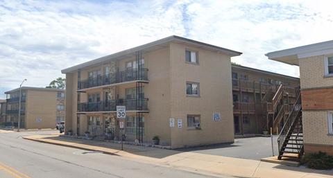 2323 119th St #2, Blue Island, IL 60406