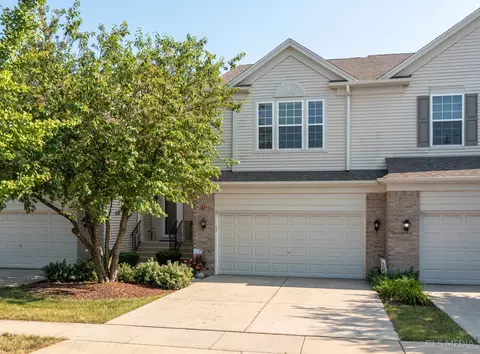 1513 Yellowstone Dr, Streamwood, IL 60107