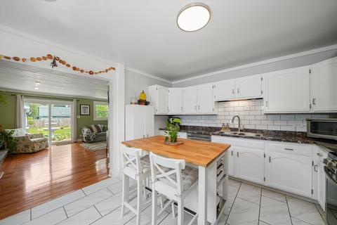 2302 Sigwalt St, Rolling Meadows, IL 60008 photo 11