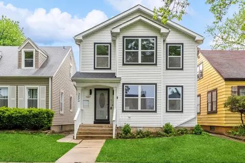 3824 N Pioneer Ave, Chicago, IL 60634